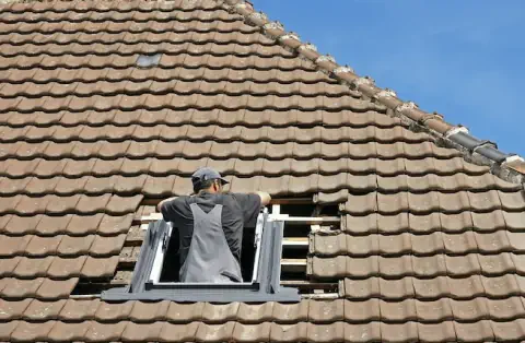 Pose de velux - Nâves-Parmelan